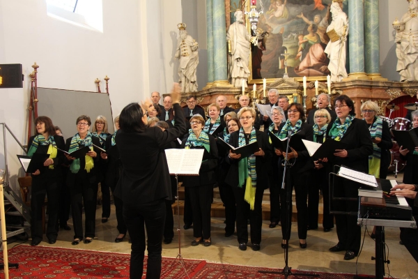 Gospelmesse und Ministranteneinweihung_37